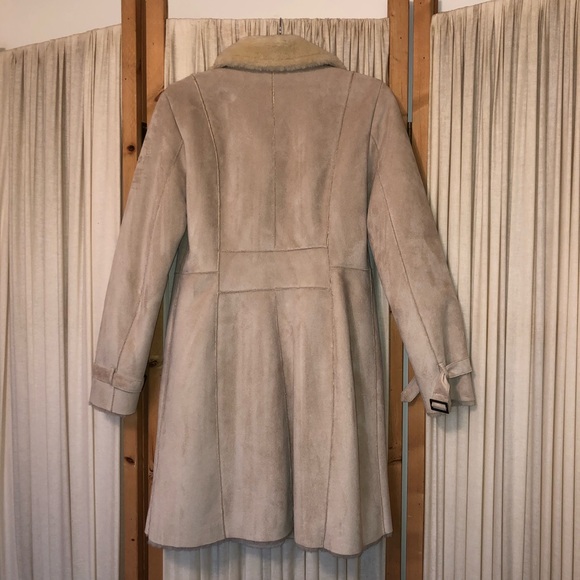 Ann Taylor Coat - Picture 6 of 6
